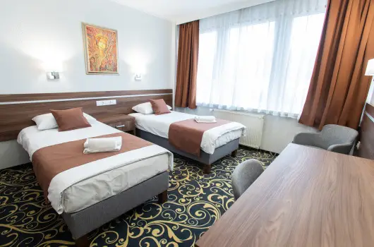 Hotel rpd - Nyugdjas kedvezmnyes rak reggelis elltssal (1 jtl)